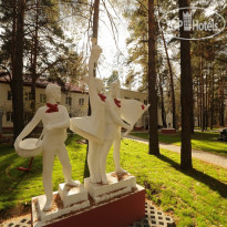 Дом Пионеров Парк скульптур Советской эпохи