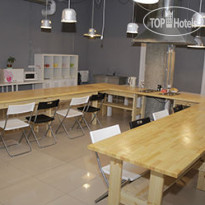 Husky Hostel 