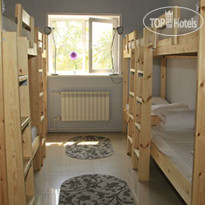 Husky Hostel 