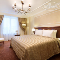 Radisson Hotel Ulyanovsk King Deluxe Suite