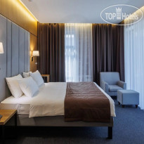 Hotel 115 