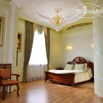 Yerevan Hotel & Restaurant 