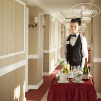 Баташев room service