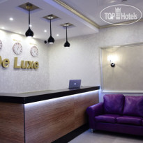 De Luxe Hotel 