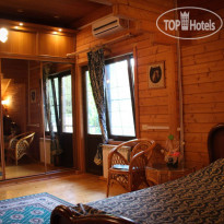 Rozhdestvo Guest House 