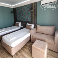 Aura Hotel (Аура)