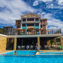 Aura Hotel (Аура)