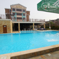 Aura Hotel (Аура)