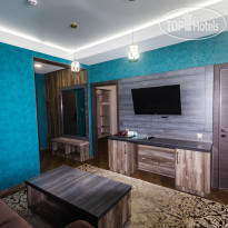 Aura Hotel (Аура)