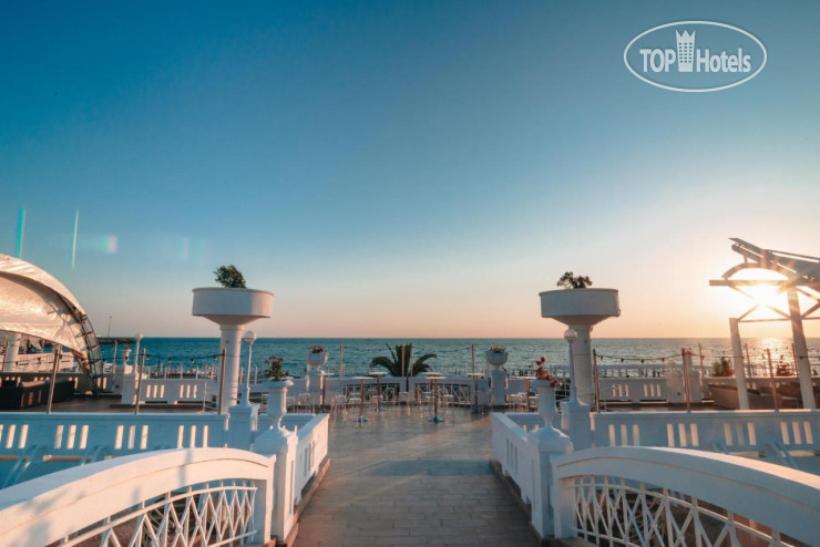 Пляж в Timo Resort 5*