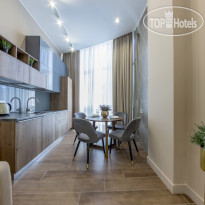 Mirror Residence Джуниор Сьют