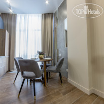 Mirror Residence Джуниор Сьют
