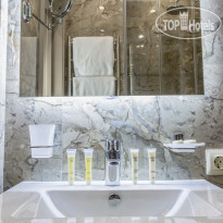 Mirror Residence Джуниор Сьют