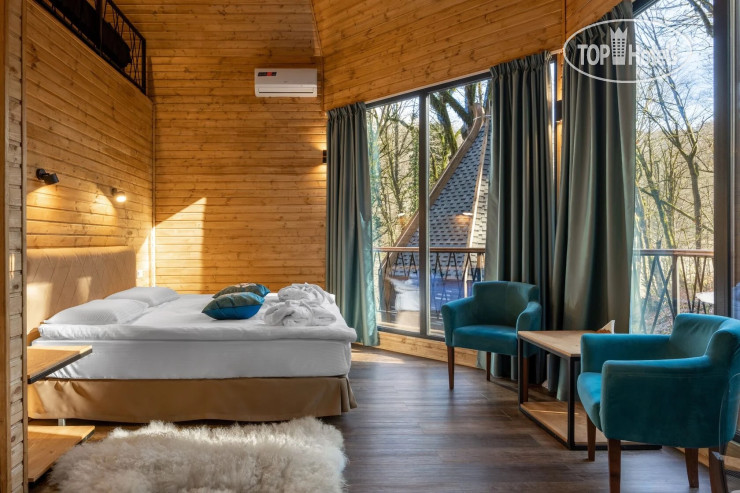 River Side Resort & Spa