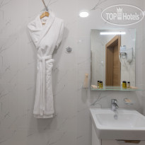 8Avenue Hotel улучшенный