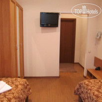 5 rooms