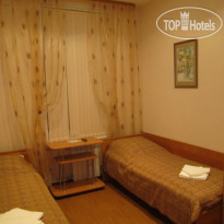 5 rooms