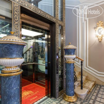 Trezzini Palace Elevator