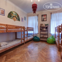 BroadSky Hostel