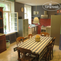 Gogol Mogol Hostel Apartments