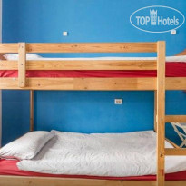 Koma Hostel
