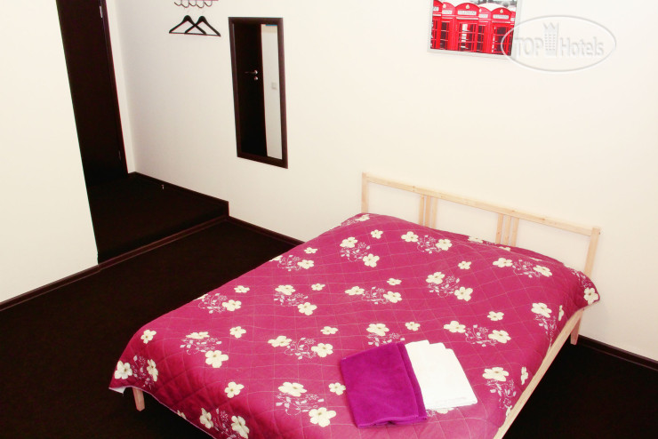 SuperHostel Na Suvorovskom 20