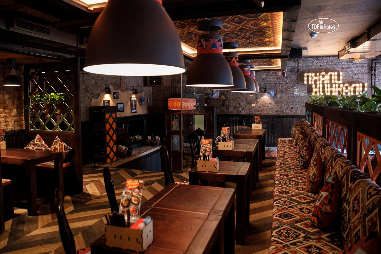 пхали хинкали кузнецовская. пхали хинкали на невском. пхали хинкали невский 32-34. санкт-петербург невский проспект 32-34б пхали-хинкали. невский проспект 32-34 санкт-петербург пхали хинкали.