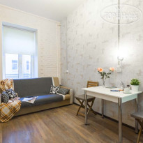 Guests Love on Puschkinskaya 