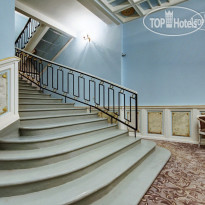 Hotel Park Lion Bridge Холл отеля