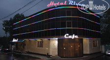 River Hotel