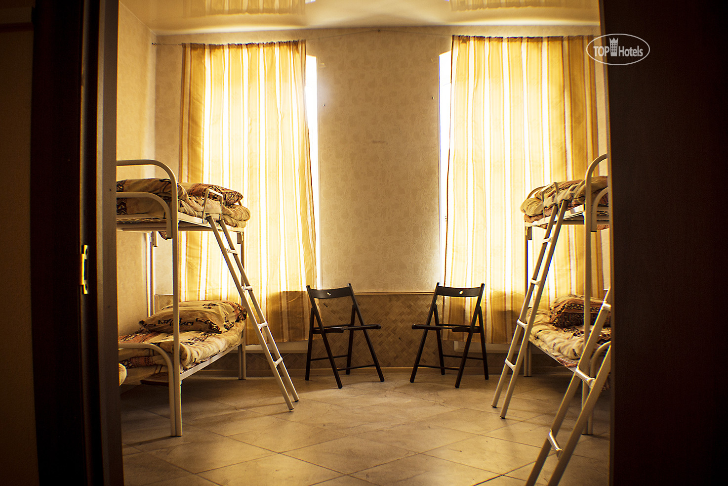 Бугров хостел нижний новгород. Хостел нижний нижний новгород. Хостел стрелке нижний. Стрелка хостел нижний новгород. Хостел нижний нижний новгород.