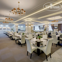 Palmira Palace Yalta Ресторан Paradiso предоставляе
