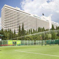 Green Park Yalta-Intourist Теннисный корт