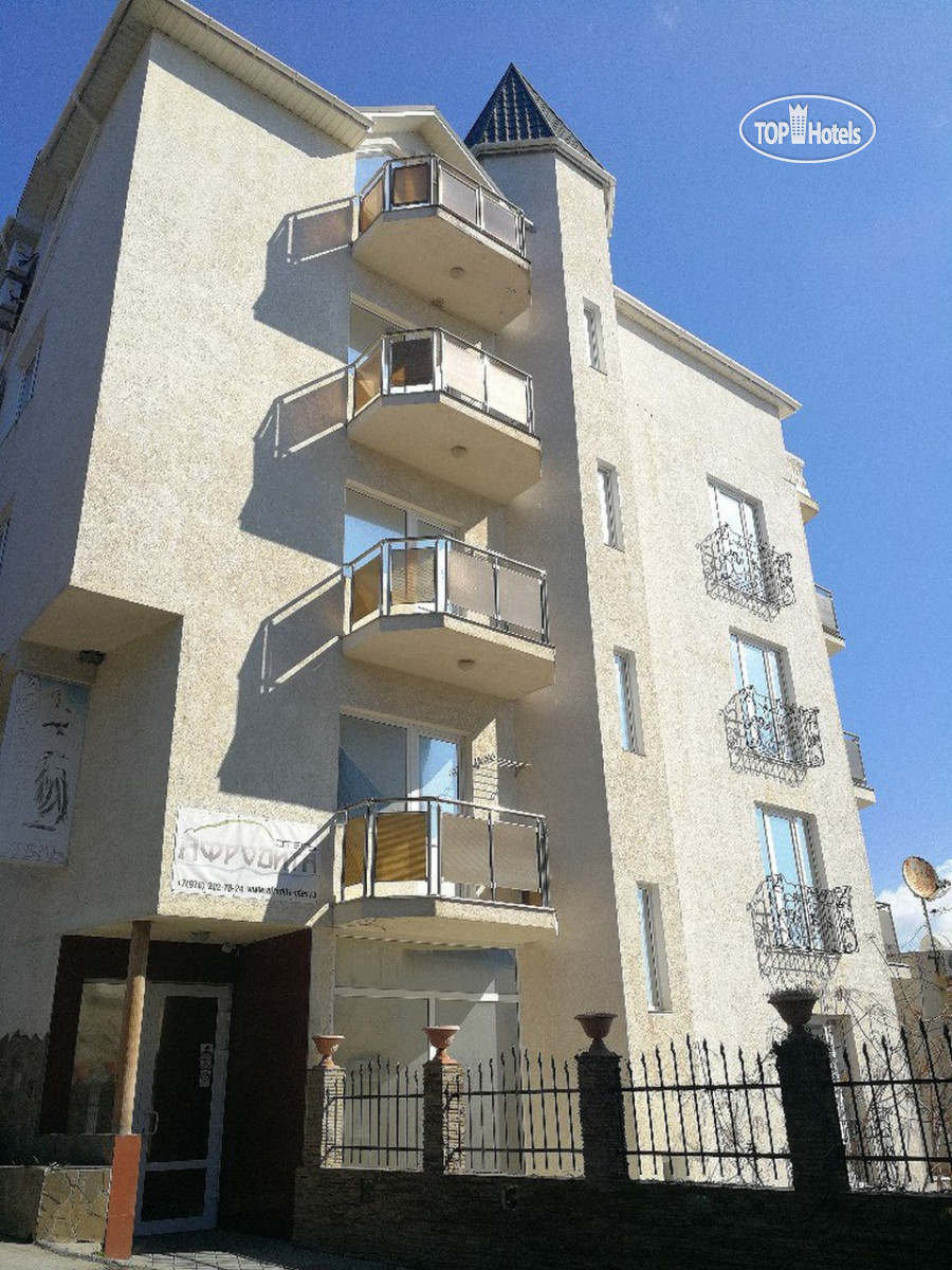 эллинг 214, посёлок утёс. гостиница утес крым алушта эллинг. квартира утес крым бороздина 32. снт утес севастополь на карте. продам утес.