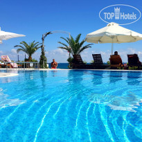 Aphrodite Beach Hotel 