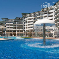 Emerald Beach Resort Spa & Apartments 