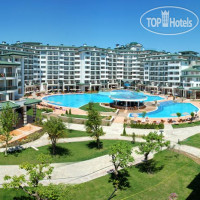 Emerald Beach Resort Spa & Apartments 5*