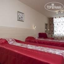 Acropolis Hotel 