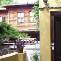 Denitza Guest House  Отель
