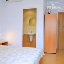 Vangelovi Guest Rooms