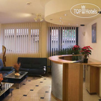 Cherno More Hotel