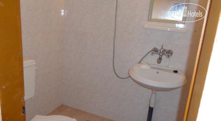 Новые добавленные фото туристов Jus Guest House