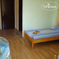 Kazlarov Guest House