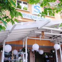 Sinaya Hotel  