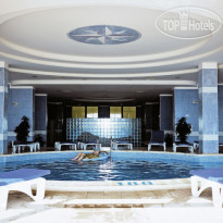 Riu Helios Bay indoor pool