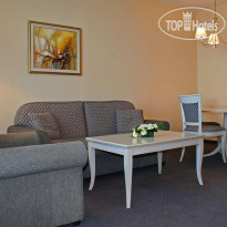Riviera Beach Hotel & Spa