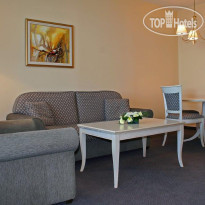 Riviera Beach Hotel & Spa