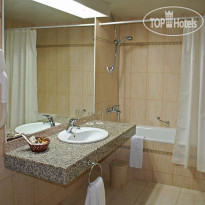 Riviera Beach Hotel & Spa