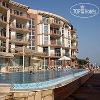 Royal Bay Apartments 