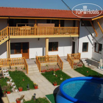 Guest House Nash Dom Территория отеля